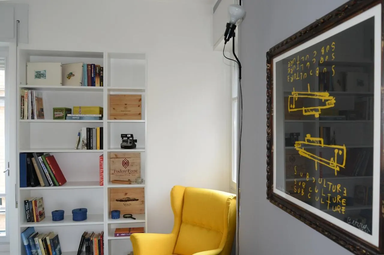 Apartment Rezzonico Suites - By Myhomeincomo