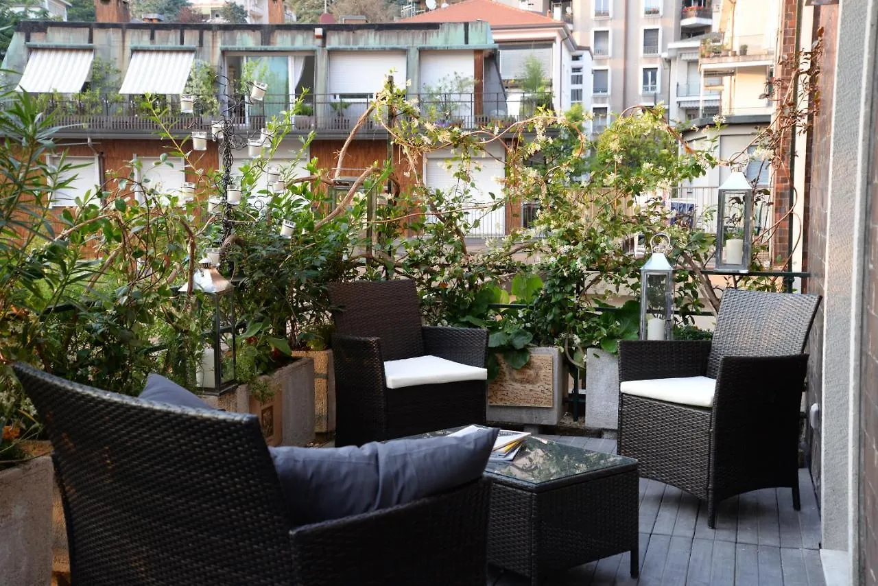 Rezzonico Suites - By Myhomeincomo Lägenhet